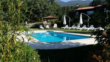 Apartamentos El Roble Apartamentos El Roble