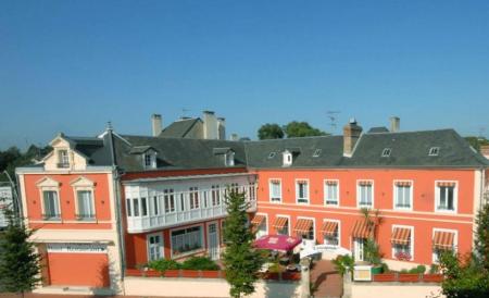 HOTEL RESTAURANT LESCAPADE HOTEL RESTAURANT LESCAPADE